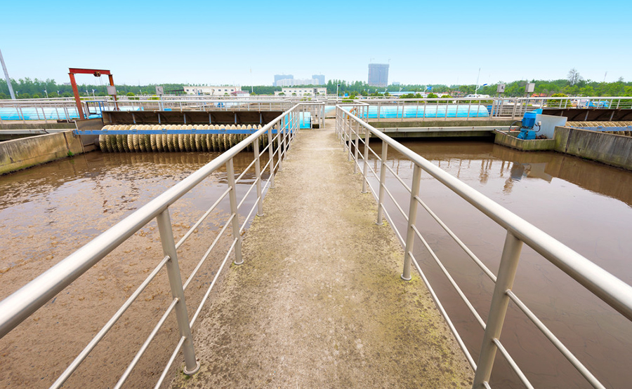 養(yǎng)殖廢水脫水設備之離心脫水機的使用(圖1) undefined